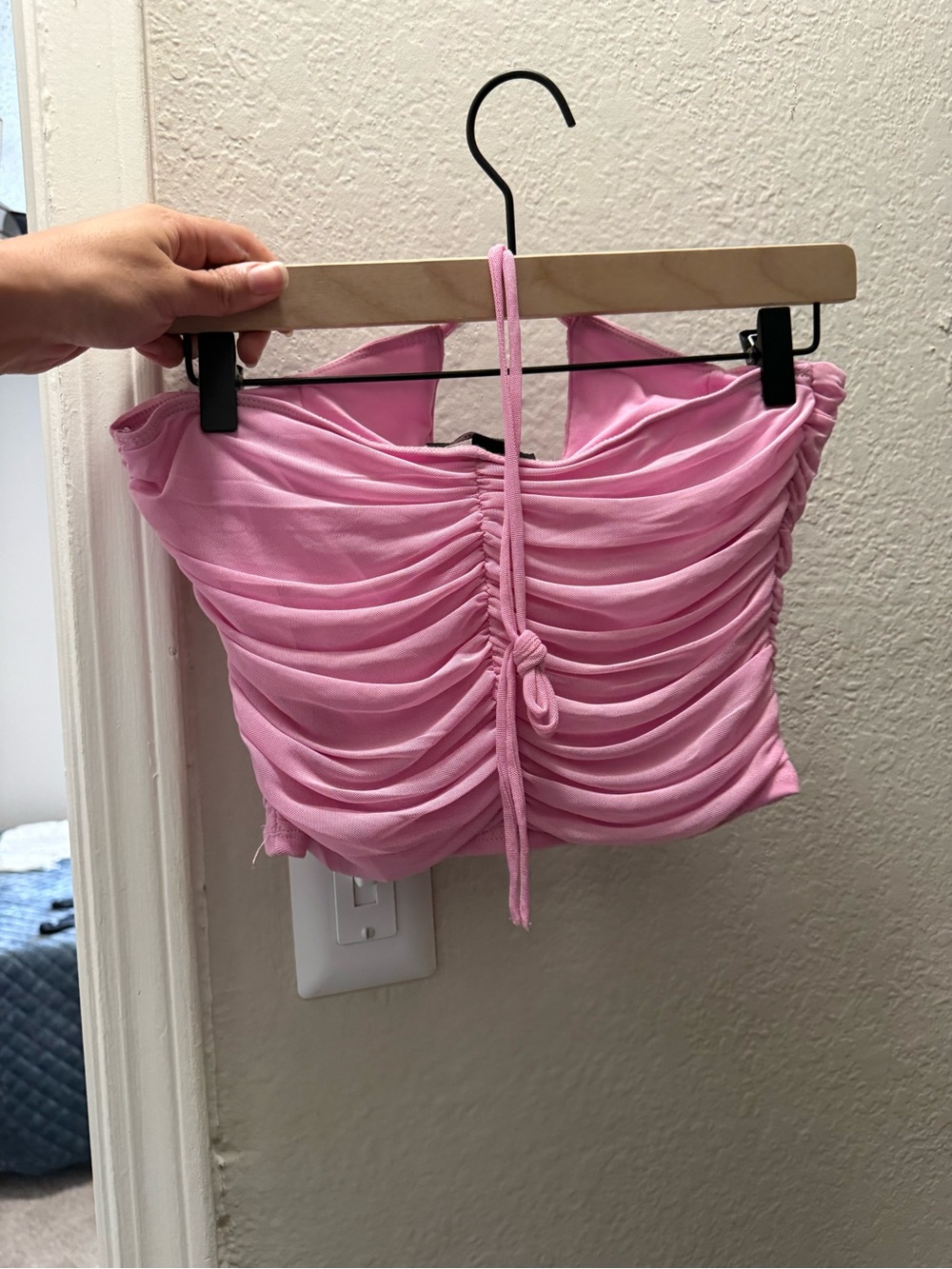 Pink halter - Picture 3 of 3